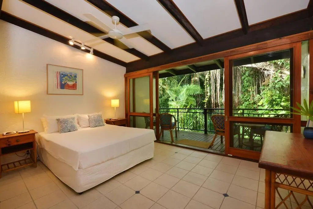 Spindrift Townhouse 3 - The Coral Sea At Your Door Port Douglas Daire
