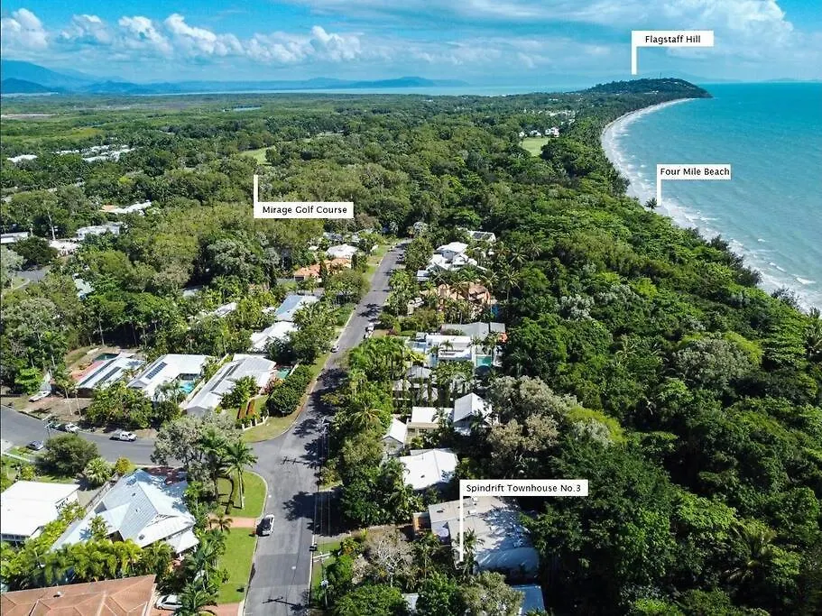 Spindrift Townhouse 3 - The Coral Sea At Your Door Port Douglas